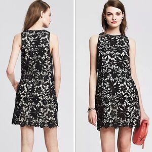 BANANA REPUBLIC Black + White Floral Lace Sheath Dress with Pockets XS 2